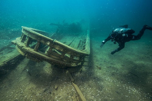 Shipwreck tourism remains popular