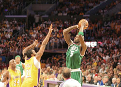 Kevin Garnett of the Boston Celtics shooting during NBA finals. &copy; Wei-chuan Liu - Dreamstime.com