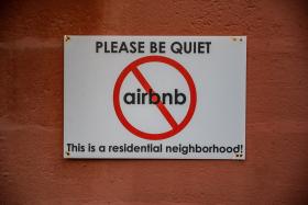 Can Airbnb’s “No Party House” Rule Affect Tournament Travelers?