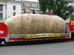 The Famous Idaho Potato Tour is a nationwide campaign created by the Idaho Potato Commission to celebrate Idaho’s most iconic crop and promote healthy eating, agriculture, and fun.