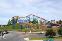 When it comes to bringing youth sports tournaments to town, sports commissions and CVBs have long enjoyed the additional marketability provided by nearby theme parks. Now, amusement park company Six Flags has announced it will be selling off six of its underperforming parks. The bad news: Some are located in or near top sports destinations.