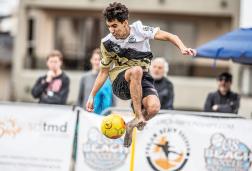 Pro-Am Beach Soccer