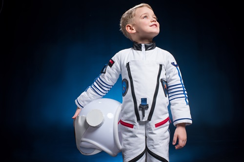 Many science-based attractions offer children the opportunity to be photographed as astronauts, scientists and other heroes.