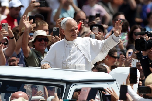 Pope Leo-Inspired Hat Blesses White Sox with Heaven-Sent Ticket Demand