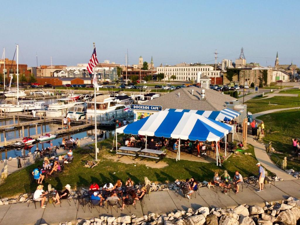 Looking for a destination that blends competition and recreation? Shores & Islands Ohio offers the best of both worlds.