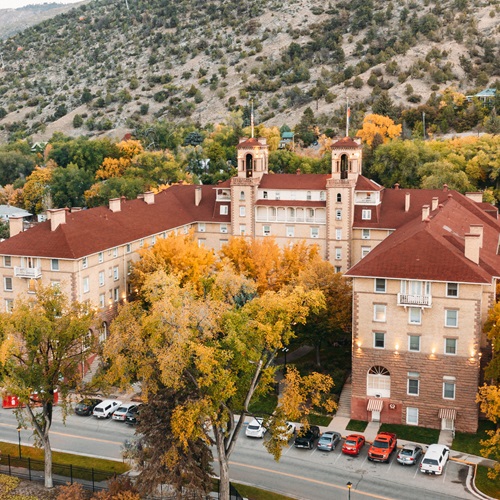 Ghoul, Please: A List of the Top 25 Most Haunted (and Historic) Hotels