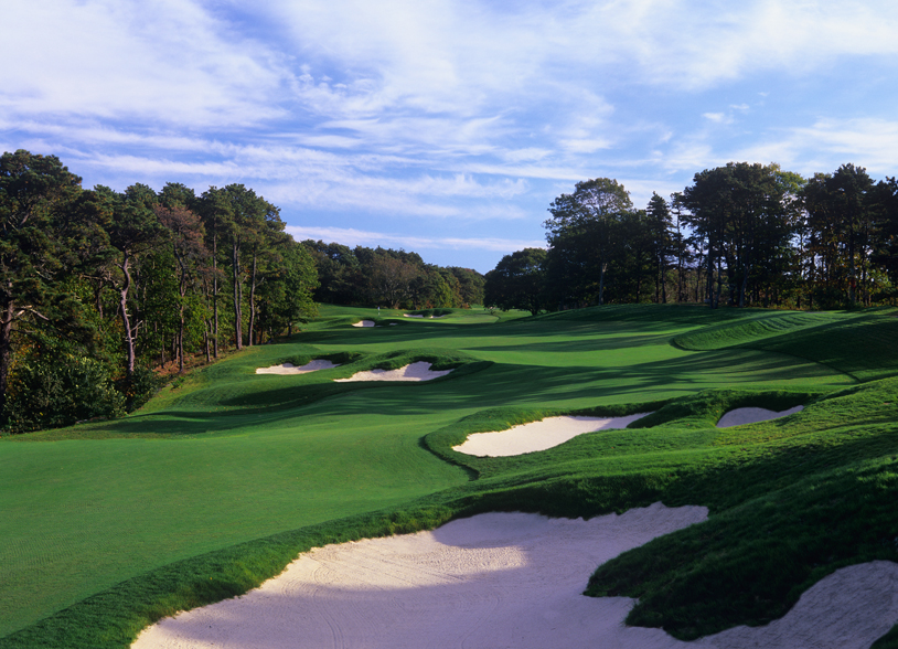 Luxury Golf Resort with Stunning Vistas
