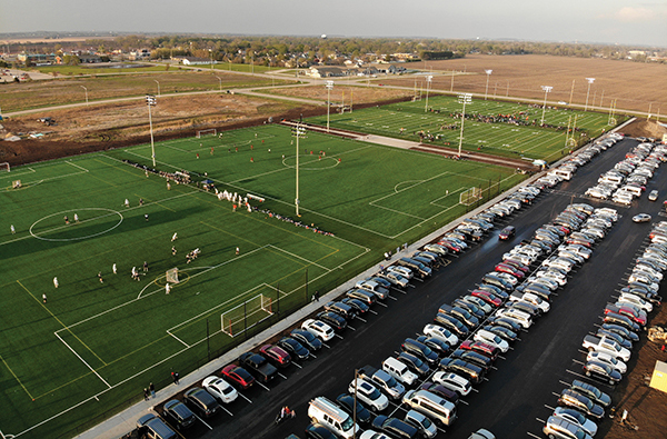 he primary soccer facility in Champaign-Urbana is the Rantoul Family Sports Complex, with eight multi-purpose turf fields.