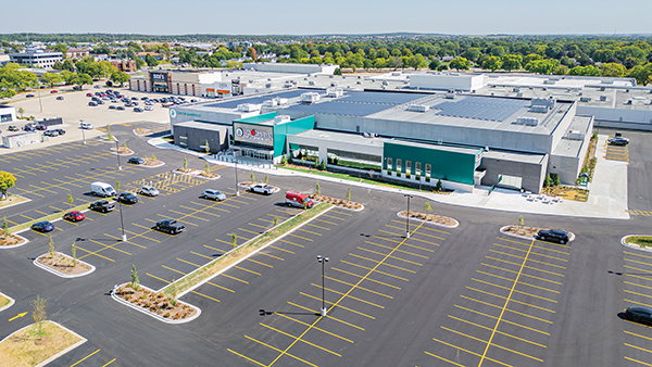 The new Woodman’s Sports and Convention Center (WSCC) in Janesville, which opened this past September, is a flexible venue designed to accommodate tournaments of all sizes. 